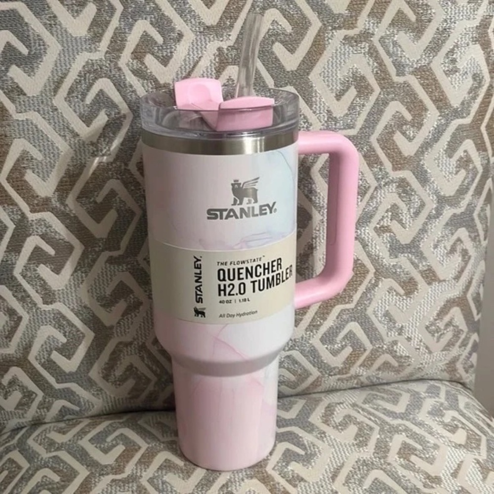 Stanley 40oz Quencher H2.0 Tumbler